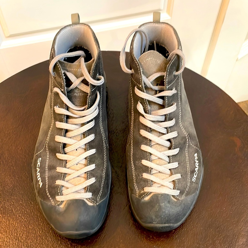 Scarpa Mens black boots